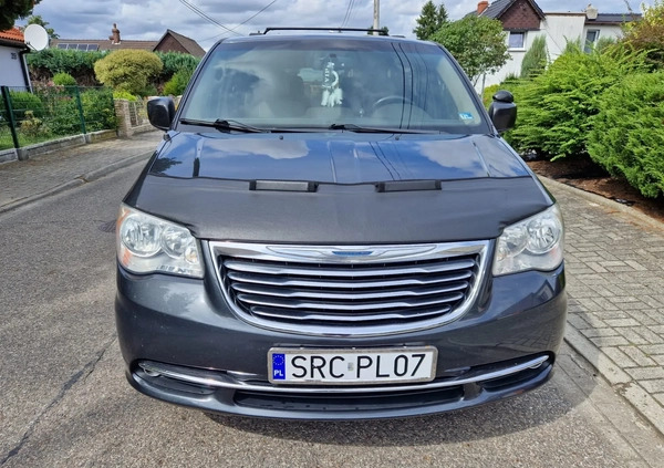Chrysler Town &amp; Country cena 45999 przebieg: 198315, rok produkcji 2012 z Racibórz małe 172